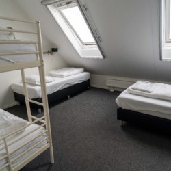 Doppelzimmer im Gruppenhaus Reggehoeve in den Niederlanden für Jugendfreizeiten und behinderte Menschen