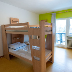 Schlafraum im Freizeitheim für Kinder und Jugendliche in Hessen