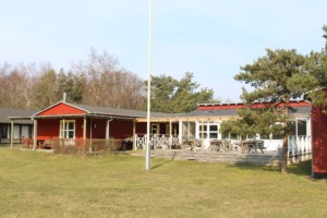 Das dänische Gruppenhaus Ebeltoft Strand für Kinder und Jugendfreizeiten am Meer.