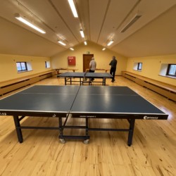 Tischtennisplatten im Haus Hulemosegård in Dänemark