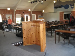 Der Versammlungsraum im Gruppenhaus Solgarden Efterskole in Dänemark.
