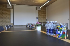 Ein Konferenzraum im Gruppenhaus Virksund in Dänemark.