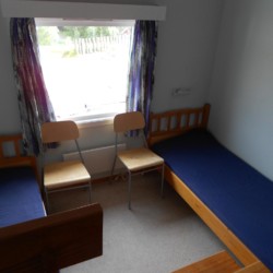 noso Zweibettzimmer im norwegischen Freizeitheim am See Solsetra