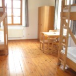 4-Bett-Zimmer im Gruppenhaus Dornach in Bayern für Jugendfreizeiten