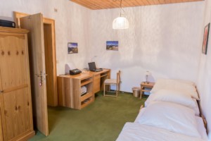 Doppelzimmer im Gruppenhaus Ering in Bayern für Jugendfreizeiten