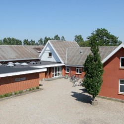 Das dänische Freizeitheim Haervejens Leirskole für große Gruppen.