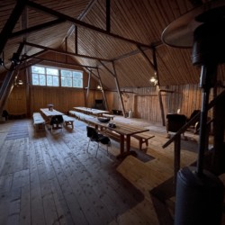 Gruppenhaus Vanamola am Badesee in Finnland