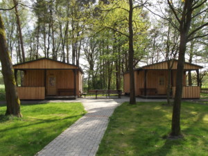 Im deutschen Freizeitheim Marwede gibt es zwei zusätzliche Schlafhütten