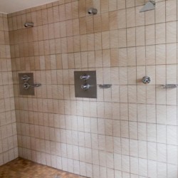 Dusche im Kinderfreizeitheim Largesberg