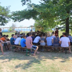 GRC2 Selbstversorger-Küche im griechischen Feriencamp für Jugendfreizeiten direkt am Mittelmeer