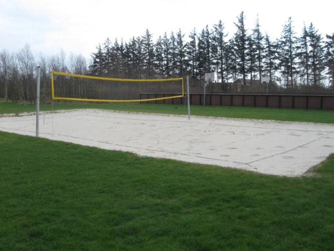 Volleyballfeld am dänischen Freizeitheim Solgården