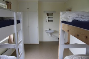 Schlafzimmer für Jugendfreizeiten im norwegischen Gruppenhaus Haraset.