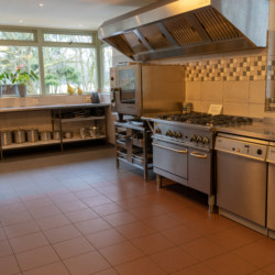 Küche im Gruppenhaus Eelink für Kindergruppen in den Niederlanden