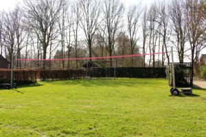 Der Volleyballplatz im niederländischen Freizeitheim Schop.