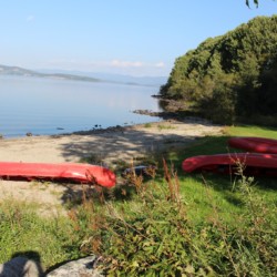 Seezugang am norwegischen Freizeitheim Gulsrud Leirsted direkt am See für Kinderfreizeiten