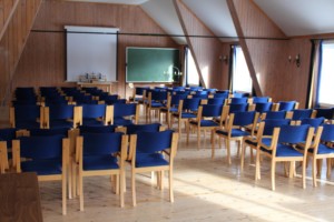 Kirchsaal im norwegischen Freizeitheim Solsetra Misjonssenter
