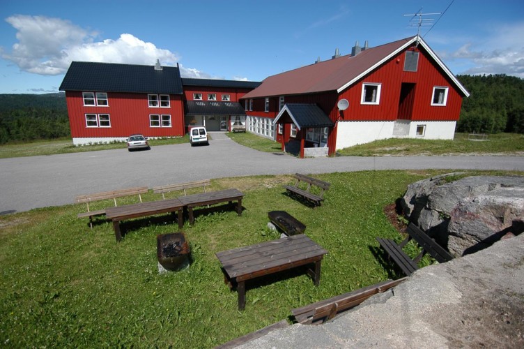 norwegisches Freizeitheim Gautestad Misjonssenter am See für Kinderfreizeiten