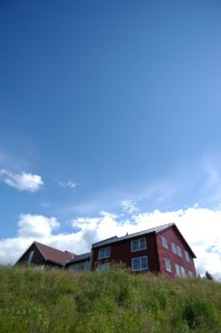 norwegisches Gruppenhaus Gautestad Misjonssenter am See für Jugendfreizeiten