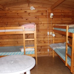 Schlafraum im schwedischen Freizeitheim Däldenäs direkt am See für Kinderfreizeiten