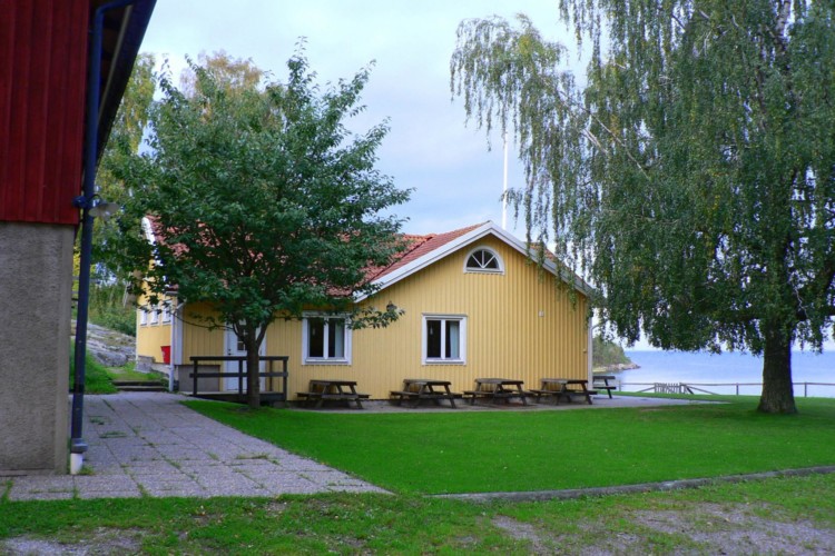 schwedisches Gruppenhaus Rörviksgården direkt am See