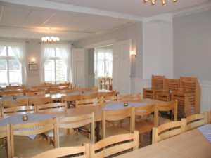 Der Speisesaal des Gruppenhauses Sjöhaga in Schweden.