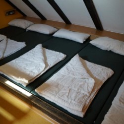 Der Schlafbereich im Gruppenhaus Heliand in Deutschland.