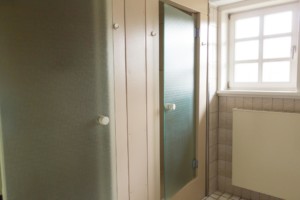 Die Duschen im Freizeitheim Largesberg.