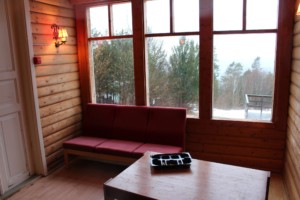 Der Gemeinschaftsraum des Freizeitheims Lunde in Norwegen.