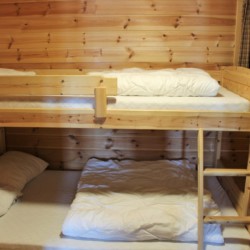 3 Bett Zimmer mit 2+1 Stockbett im norwegischen Gruppenhaus Utiskten