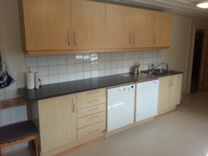 neue Küche im norwegischen Gruppenhaus Blestølen Leirsted