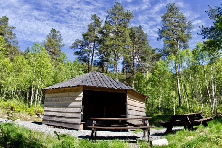 Grillhütte vom Gruppenhaus in Norwegen Omlid.