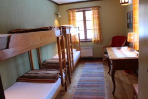 4-Bett-Zimmer im schwedischen Ferienhof Skoglundsgarden für Jugendfreizeiten