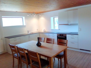 Küche im Gruppenhaus Skovly Langeland auf der dänischen Insel Langeland für Jugendliche und Kinder