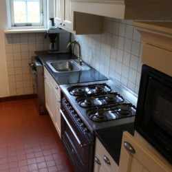 Die Küche im niederländischen Freizeitheim Nieuwe Brug.