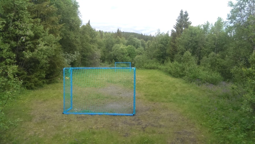 Der Fußballplatz am Gruppenhaus Hallingdal in Norwegen