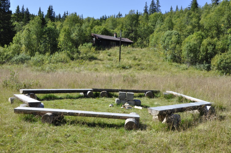 Gruppenhaus in Norwegen mit Lagerfeuerstelle