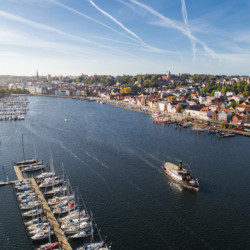Ausflug Flensburg Hafen Gruppenhaus Dänemark am Meer